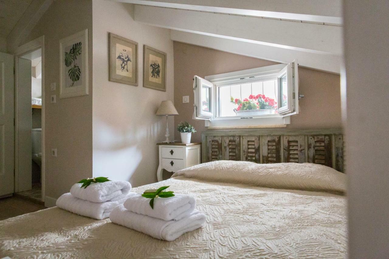 Lianelia Boutique Village House Argyrades 外观 照片